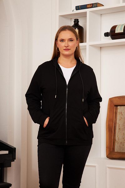 RMG Large Size Black Tracksuit Top with Zipper Detail