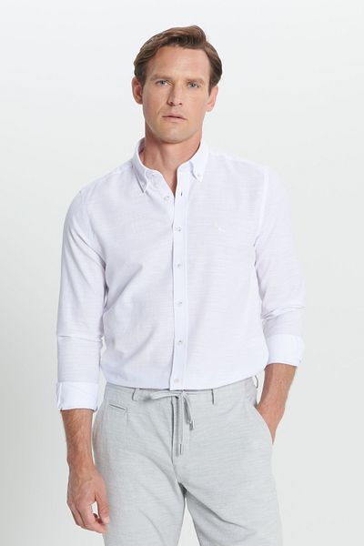 ALTINYILDIZ CLASSICS Weißes Slim-Fit Slim-Fit-Hemd mit Knopfkragen und Streifen für Herren