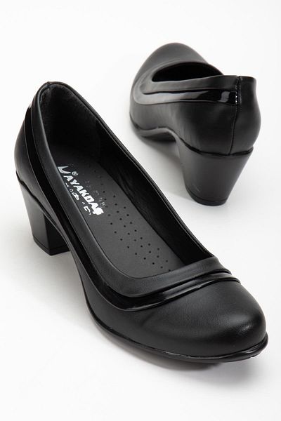 Dilimler Ayakkabı Black Patent Leather and Skin Ready Sole Women's Daily Classic Heeled Shoes
