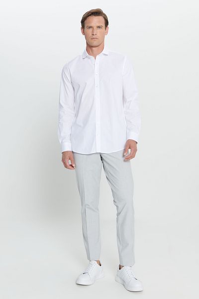 ALTINYILDIZ CLASSICS Weißes Slim-Fit Slim-Fit-Hemd mit kleinem italienischem Revers und Dobby für Herren