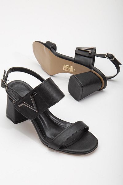 Dilimler Ayakkabı Thick Banded Heeled Skin Black Women's Heeled Sandals