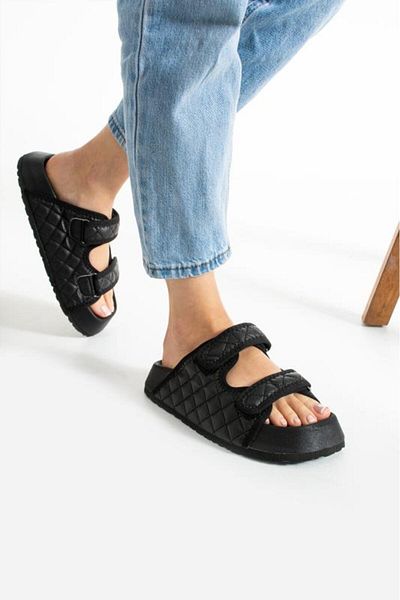 Trendpink Papuci de damă de zi cu model matlasat negru