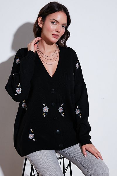 Lela Cardigan supradimensionat cu decolteu în V, cu nasturi, brodat cu flori 4616191