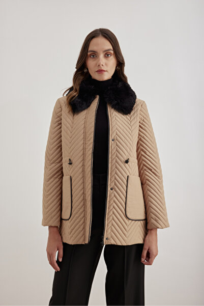 Aker 5829111 Yaka Detaylı Kapitone Kısa Mont