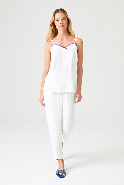 Naramaxx Nakış Detaylı Askılı Bluz