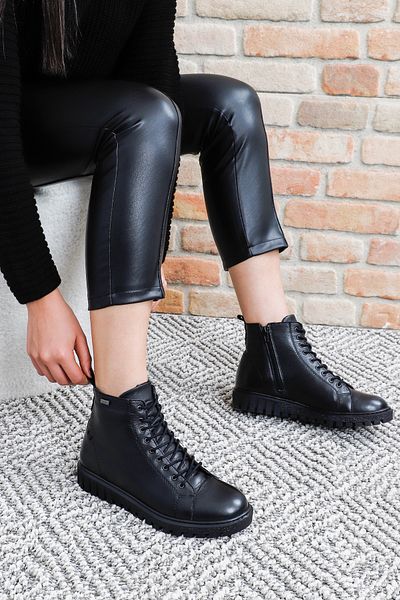 GÖNDERİ(R) Women/Girls Black Zippered Rubber Sole Genuine Leather Boots