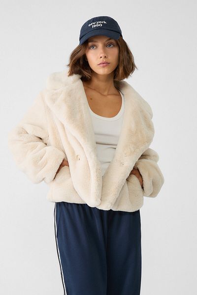 Stradivarius Double-breasted faux fur jacket