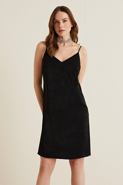 Naramaxx Askılı Midi Boy Düz Kesim Elbise