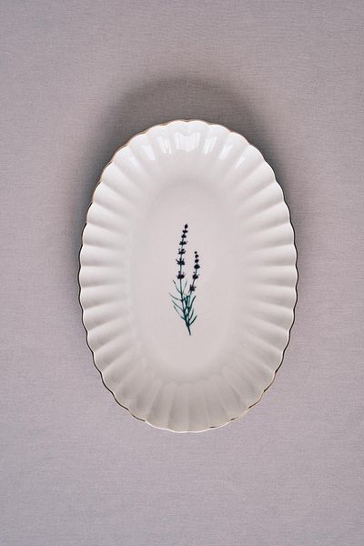 Kütahya Porselen Kutahya Porselen Tiny Miny Set of 2 Oval Plates, 28 cm – White with Gold Rim and Floral Design
