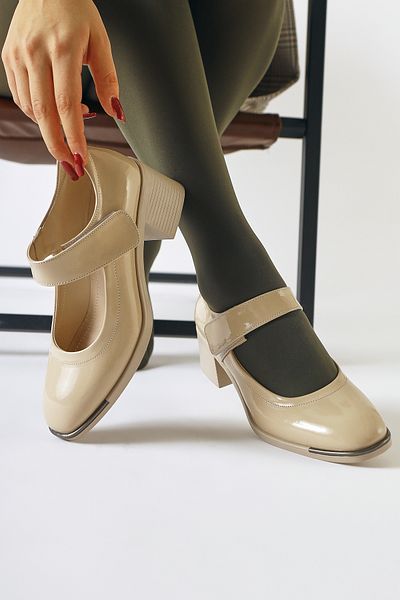 Limoya Rosaria Beige Patent Leather Single Strap Low-Cut Women's Casual Shoes