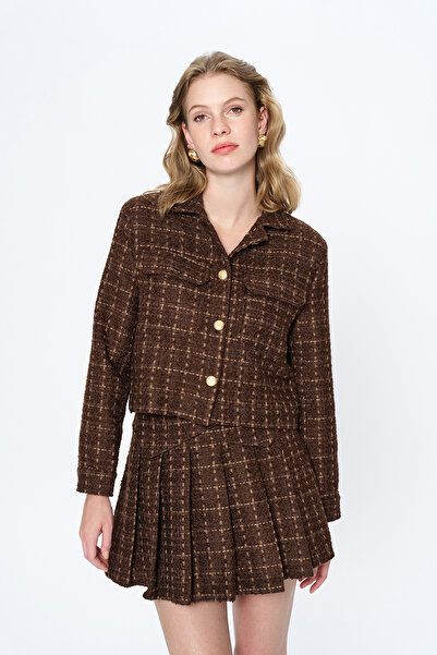 Quzu Düğme Aksesuarlı Pileli Mini Etek Kahverengi