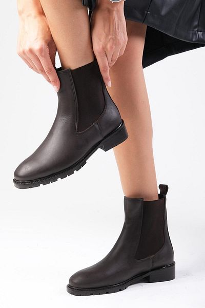 Mio Gusto Arlo Genuine Leather Oval Toe Brown Women's Elastic Flat Boots