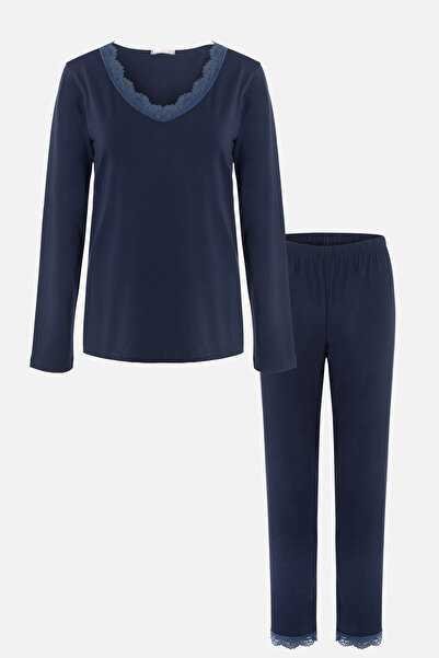 koza iç giyim Kadın V Yaka ve Paça Dantel Detaylı Uzun Kollu Pijama Takımı