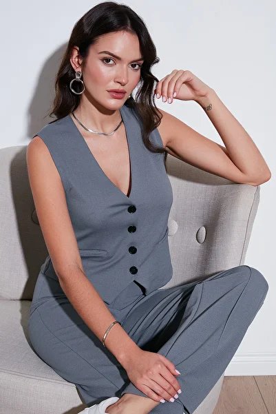 Lela Stretch Fitted Fit V Neck Buttoned Vest Vest 5865971