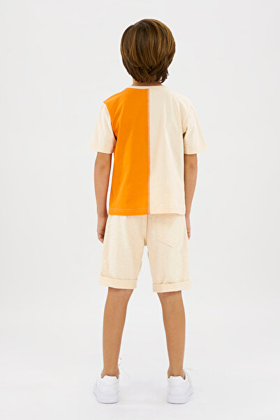 Panço ShortSleeveT-ShirtwithColorBlockPieces