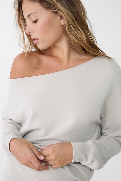 Stradivarius Soft-touch exposed shoulder sweatshirt