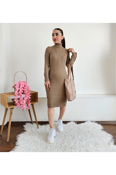 Altı Üstü Butik Πλεκτό φόρεμα με ψηλό μανίκι με κουμπιά