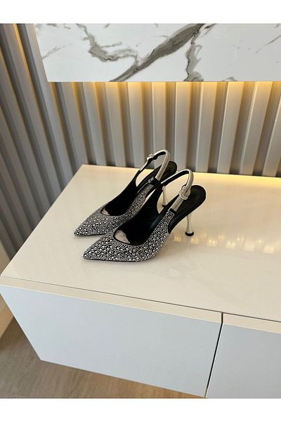 M&B Tocuri Aдела din satin negru - Detaliu de piatră, înălțime de 9 cm, între 36-42-9