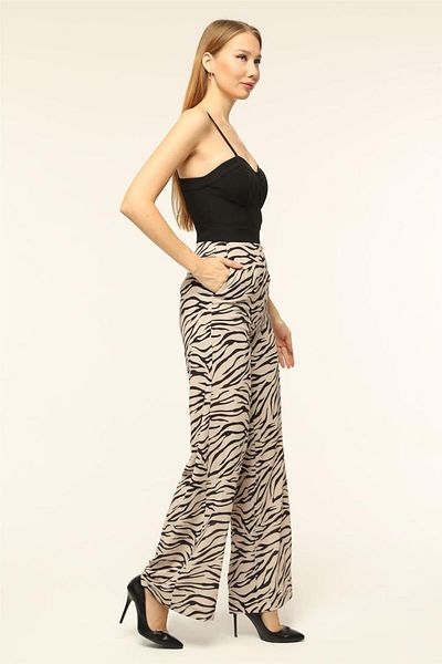 HomeStore Jumpsuit mit Zebrastreifen