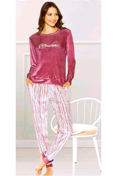 DOWRY Velvet Long Sleeve Women's Pajama Set