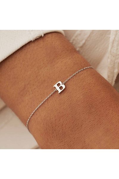 Isabel Bernard Saint Germain 14 Karat Armband, Buchstabenschmuck