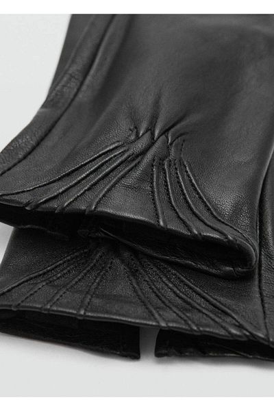 MANGO Woman Gathered Leather Gloves
