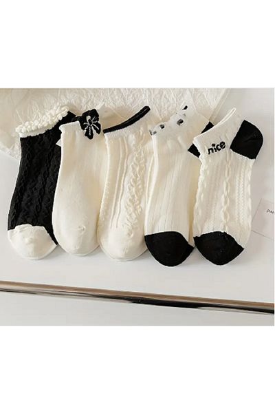 TAKINTI AKSESUAR 5 Pairs of Black and White Socks