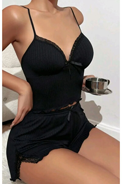 Butik Siyah Düz Desenli Fiyonklu Likralı Şortlu Takım Gecelik