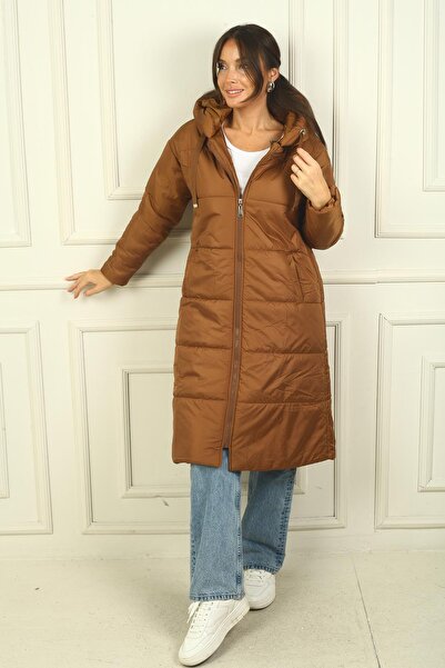 By Saygı Μακρύ φουσκωτό παλτό με επένδυση με κουκούλα