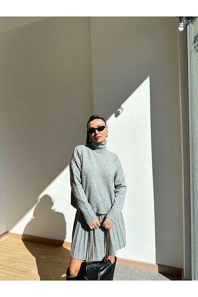 Mooi Butik Hellgraues Strick-Minirock- und Fischerpullover-Set