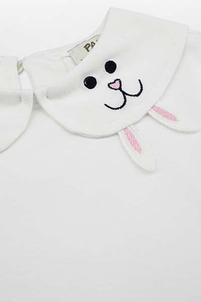 Panço Tricou cu detaliu brodat pe guler