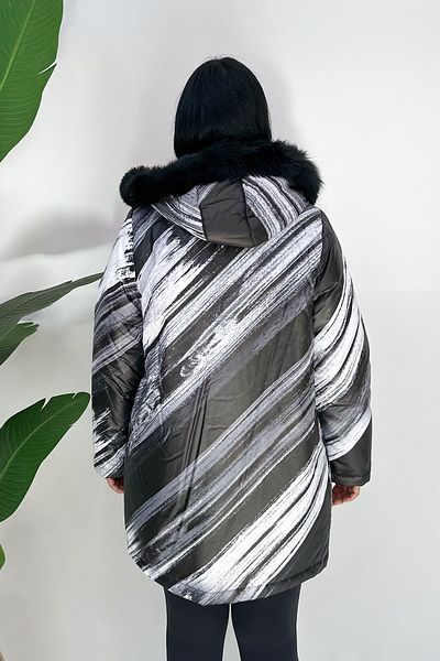 GÖKSEL Large Size Black Printed Coat
