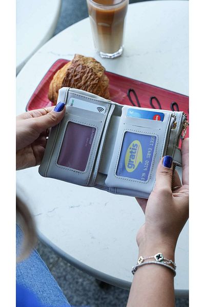 Crew Leather Odessa Women's Wallet - Coin Compartment - Soft Leather Wallet