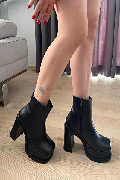 Preshley Kadın Sidney Siyah Cilt 12 cm Platform Topuklu Fermuarlı Bot