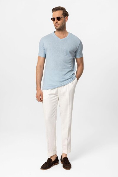 Antioch Bebe Blue V-Neck Basic Men's T-Shirt