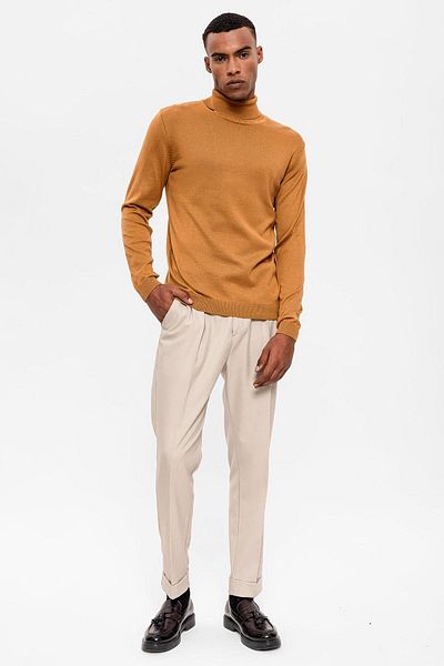 Antioch Tobacco Full Throat Men's Knitwear