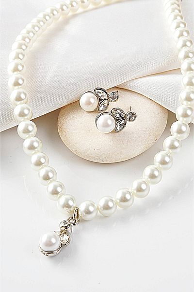 twingold Specially Designed Pearl and Zircon Stone Necklace Earring Jewelry Set