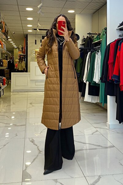 Vosse Trenç Camel Kapüşonlu Midi Boy Kürklü Şişme Mont