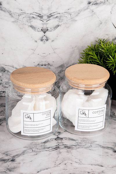 MODA OZY Pachet de 2 borcane de sticlă de 500 ml cu capac din lemn, bumbac aspirat/bumbac de machiaj, cu etichete, organizator de baie