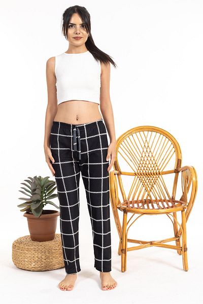 Pemilo Pantaloni unici pentru femei cu model pătrat din piele intoarsa neagra