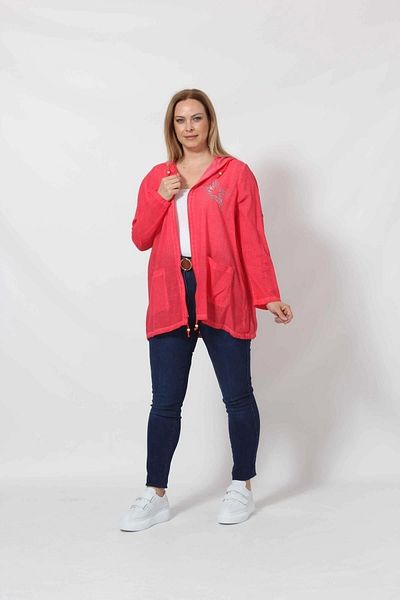 Moda Berray B1016 RED STAR PRINTED HOODED JACKET