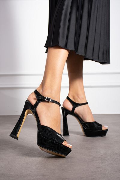 Almera's Shoes Pantofi Almera Culoare Neagra 13 Cm Pantofi Platforma