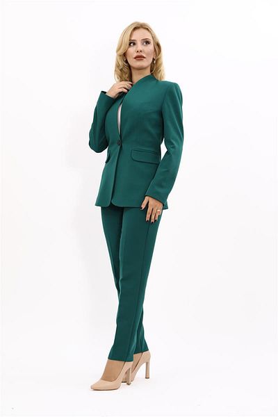 ÖNDER ÖZSOY Green Collarless Jacket and Pipe Leg Trousers Set
