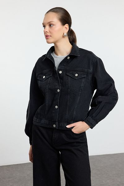 Trendyol Collection Černé prošívání Detailní oversize džínová bunda Twoaw25Ce00015