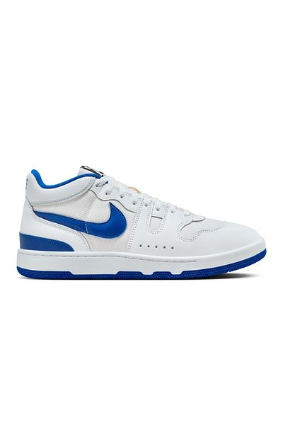 Nike ATTACK – Leichtes und bequem geschnittenes Outfit