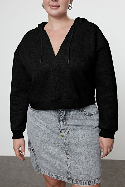 Trendyol Curve Plus Size Black Fleece Crop Sweatshirt - Deep V Neck Tbbaw25Ao00006