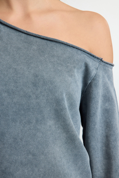 Trendyol Collection Asymetrický límec - Antracitová barva Oversize Silná mikina Twoaw25Sw00141