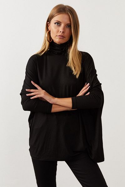 Cool & Modest Μαύρη μπλούζα ψαρά με νυχτερίδα MEY1049