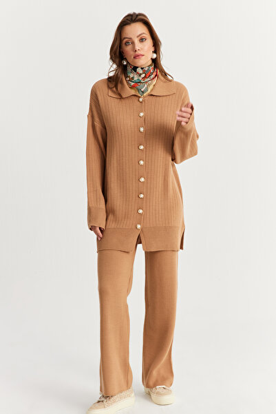 Cool & Modest Комплект дамска жилетка и плетиво Camel - перлено копче MNUV26