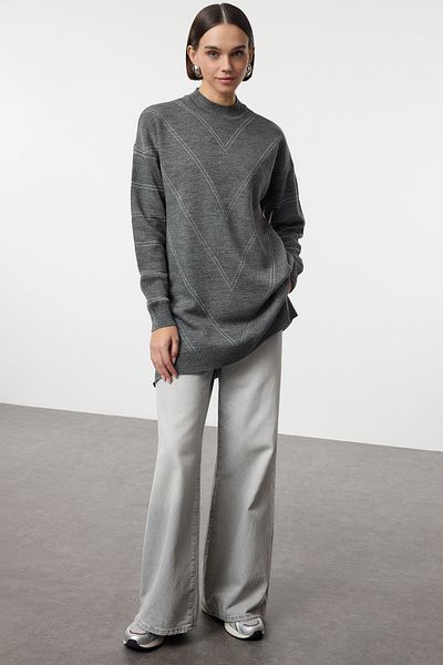 Trendyol Modest Anthrazitfarbener, glitzernder langer Strickpullover TCTAW22AK0129